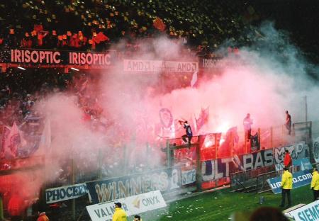 19-LENS-OM 03.jpg